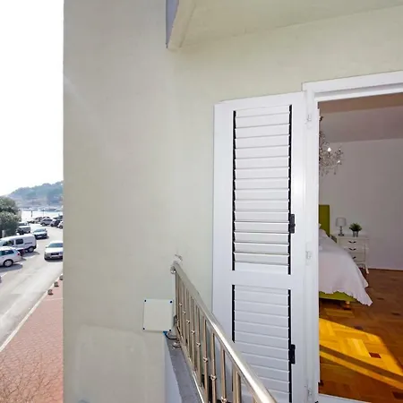 Apartment Gg